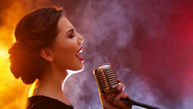 học k&egrave;m thanh nhạc